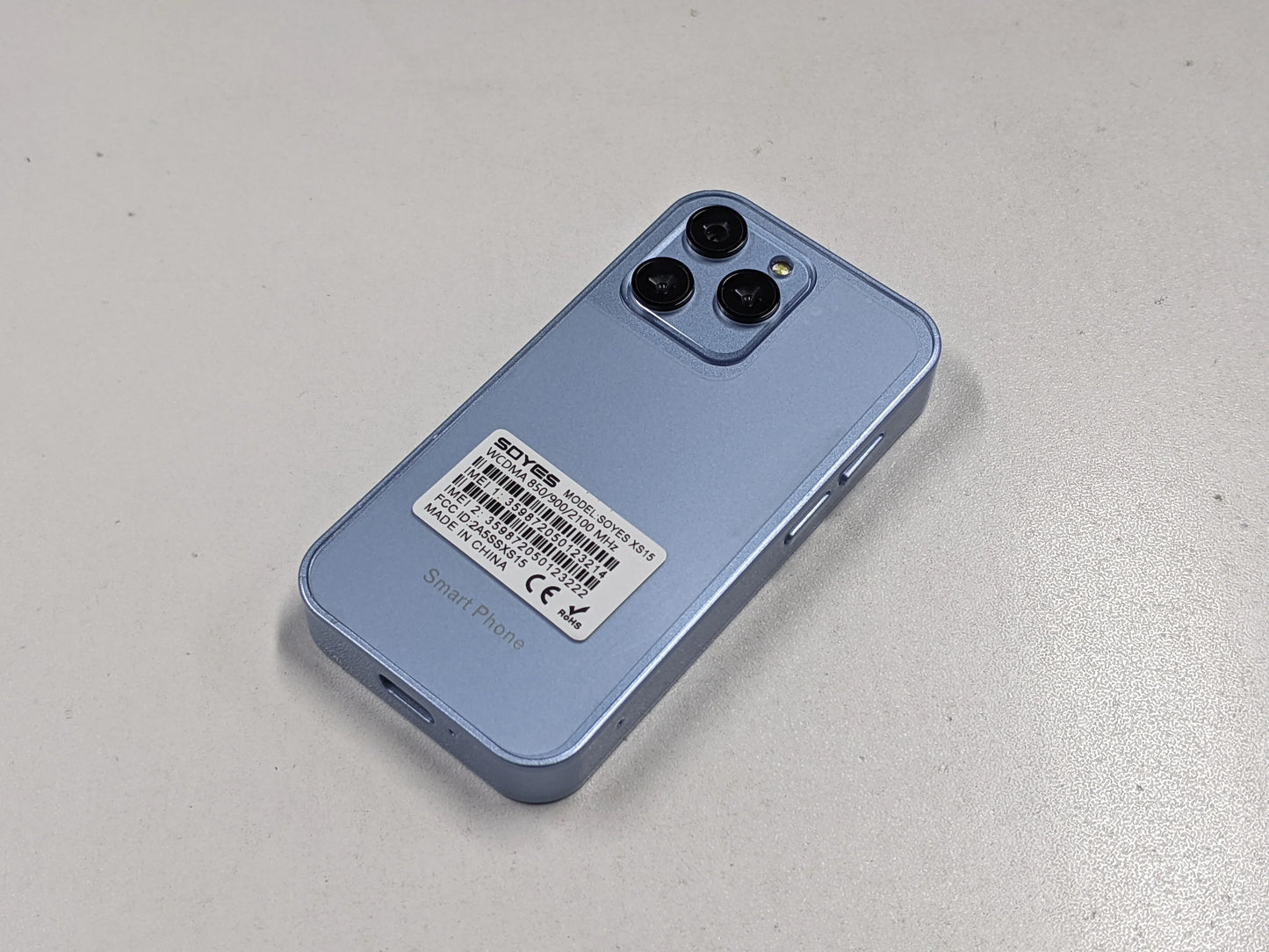 Mini Android 8.1 Smart Phone