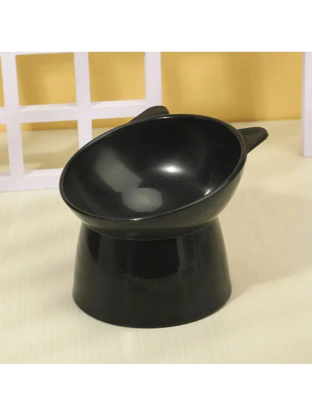 Tilting Pet Food Bowl