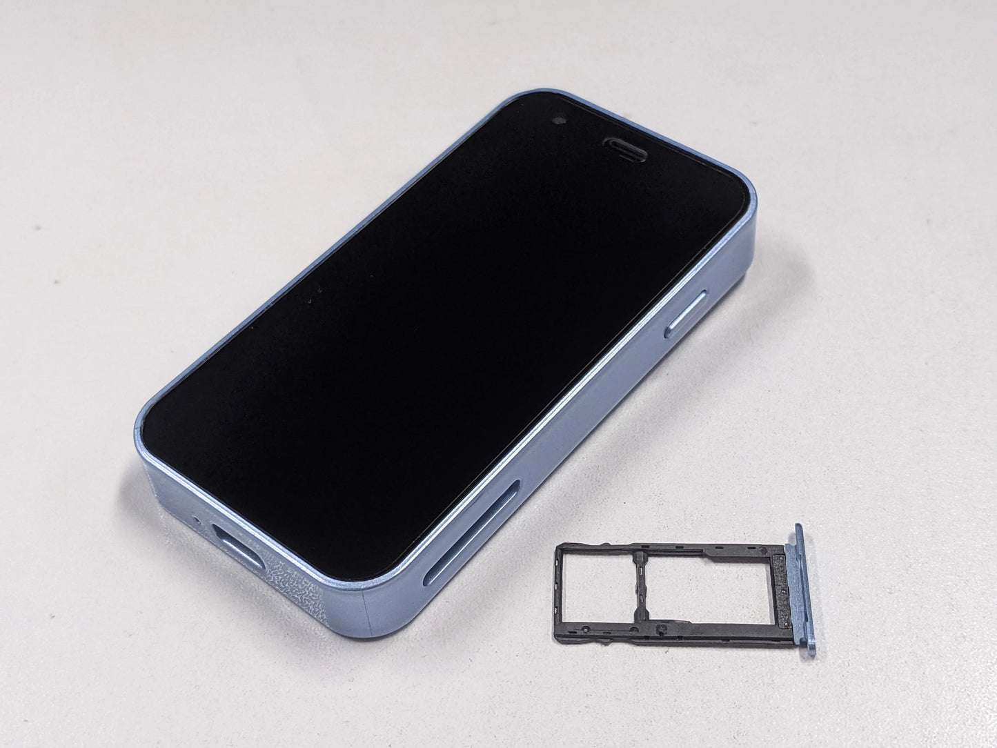 Mini Android 8.1 Smart Phone